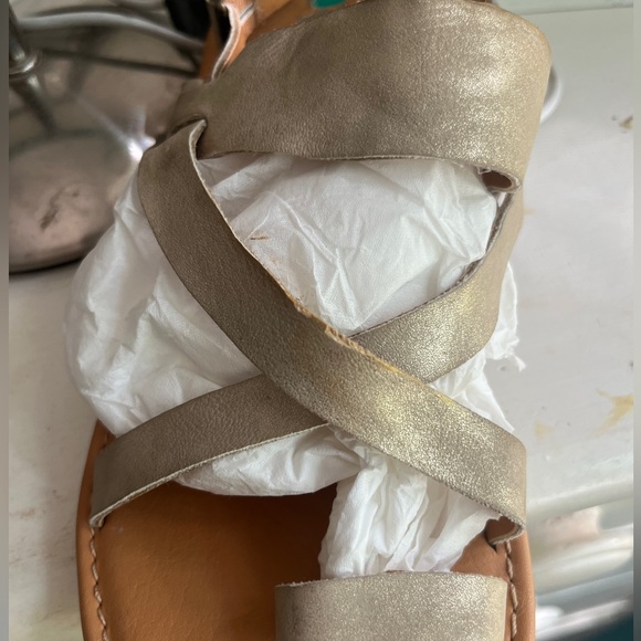 Korks by Kork-Ease “Cheri” strappy flat sandals - Picture 2 of 3